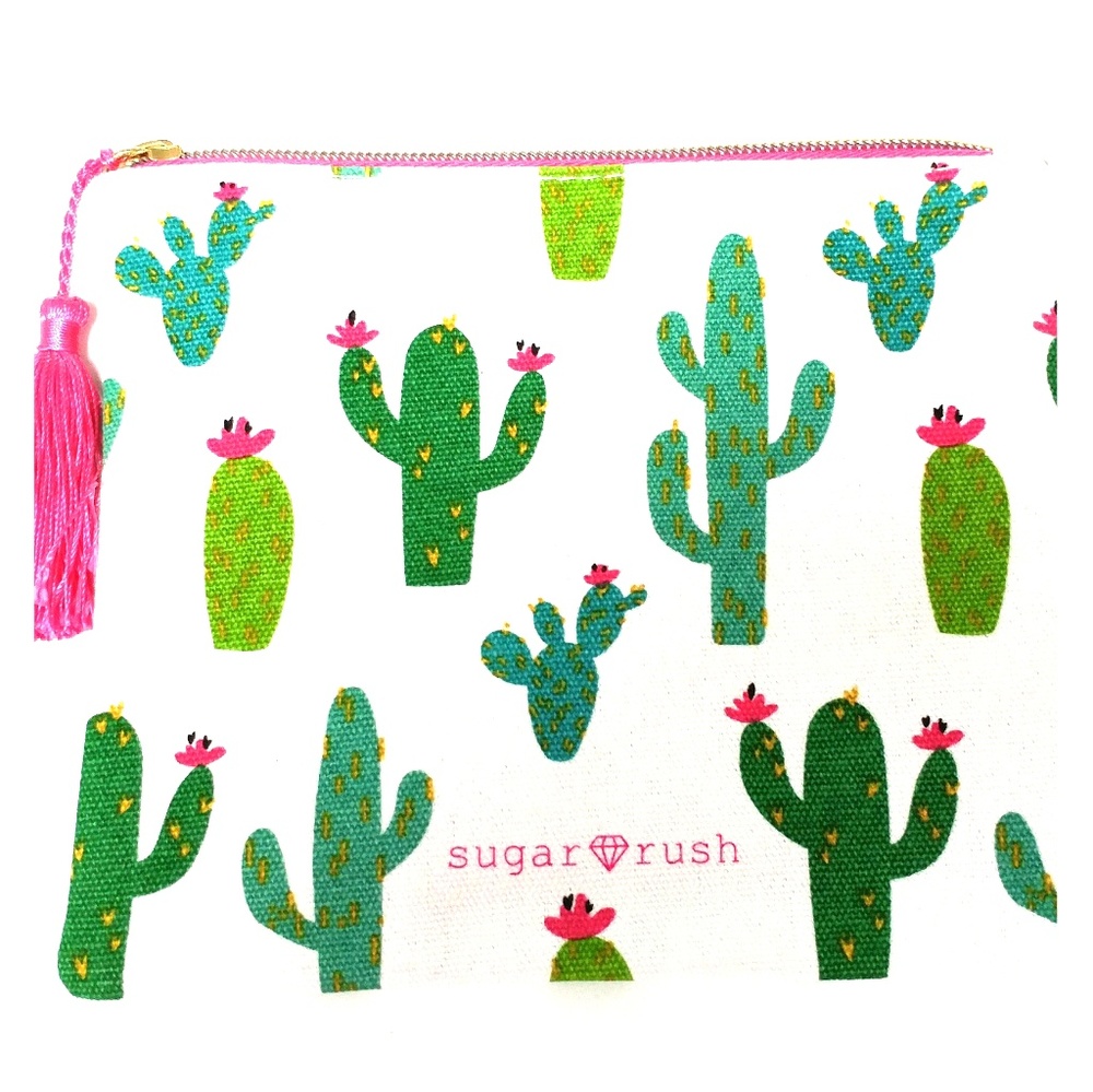 Cosmetic pouch
